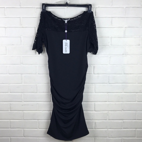 Kimi + Kai Lace Trim Ruched Maternity Dress - Picture 4 of 7